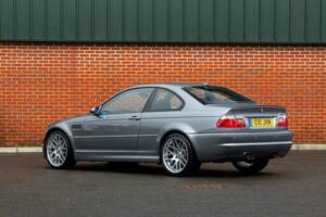 Image 20/50 of BMW M3 (2005)