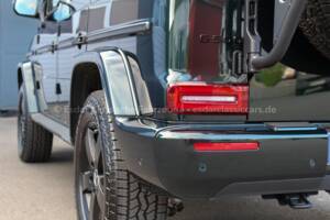 Image 7/32 of Mercedes-Benz G 500 (LWB) (2023)