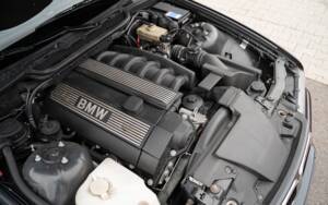 Bild 46/47 von BMW 323ti Compact (1998)