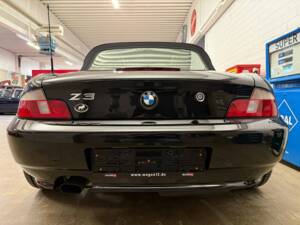 Image 13/19 of BMW Z3 1.9i (2001)