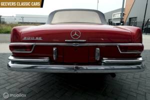 Afbeelding 6/10 van Mercedes-Benz 300 SE (1963)