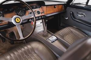 Image 92/100 of Ferrari 330 GT 2+2 (1965)