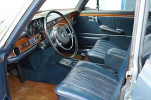Bild 47/50 von Mercedes-Benz 300 SEL 6.3 (1972)