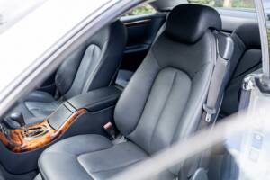 Bild 34/36 von Mercedes-Benz CL 500 (2004)