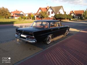 Bild 2/6 von Mercedes-Benz 220 S b (1965)