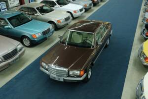 Bild 4/50 von Mercedes-Benz 380 SE (1984)