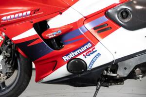 Bild 29/49 von Honda DUMMY (1995)