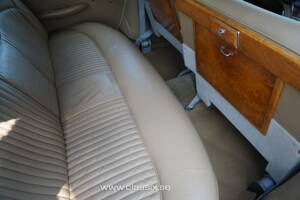 Bild 7/33 von Jaguar 420 G (1970)