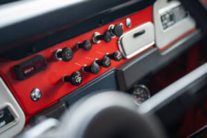 Image 36/44 de Toyota Land Cruiser FJ 40 (1979)