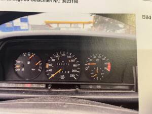 Image 7/9 of Mercedes-Benz 190 E 2.0 (1992)