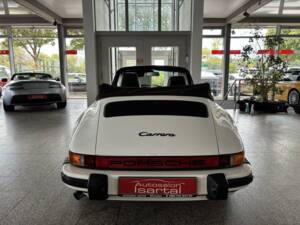 Bild 33/37 von Porsche 911 Carrera 3.2 (1985)