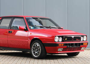 Image 9/41 of Lancia Delta HF Integrale (1989)