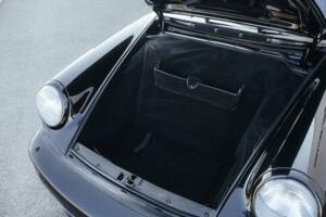 Bild 36/39 von Porsche 911 Carrera 4 (1993)