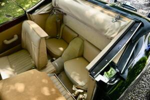 Immagine 37/50 di Jaguar XK 150 3.8 S DHC (1960)