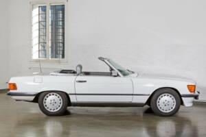 Image 8/27 de Mercedes-Benz 300 SL (1986)