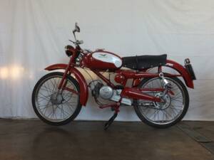 Image 1/44 of Moto Guzzi Cardellino 75 (1957)
