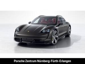 Image 1/9 of Porsche Taycan Turbo S Cross Turismo (2021)