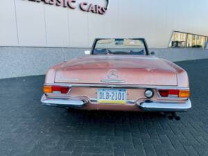 Bild 13/36 von Mercedes-Benz 280 SL (1970)