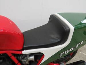 Bild 19/42 von Ducati 750 F1 (1987)