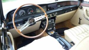 Image 26/31 of Rover 3500 S (1972)