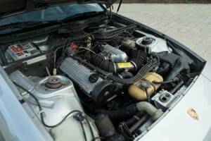 Afbeelding 44/49 van Porsche 924 (1985)