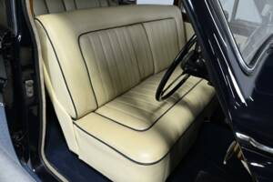 Image 24/50 of Jaguar Mk VIII (1958)