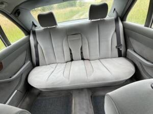 Image 12/20 of Mercedes-Benz 560 SEL (1988)