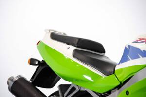Image 29/49 of Kawasaki ZX-R 750 (1994)