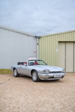 Image 32/50 of Jaguar XJS 6.0 (1993)