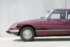 Immagine 2/34 di Citroën ID 19 (1968)