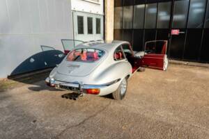 Bild 13/50 von Jaguar E-Type V12 (2+2) (1971)