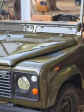 Image 3/25 of Land Rover 90 (1986)