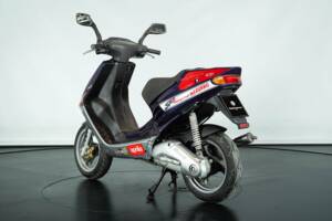 Image 2/19 of Aprilia DUMMY (1996)