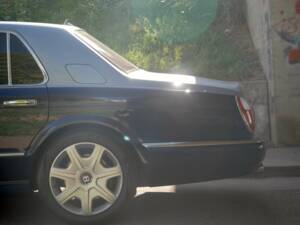 Bild 25/31 von Bentley Arnage R (2005)