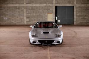 Bild 2/46 von Ferrari 575M Maranello (2003)