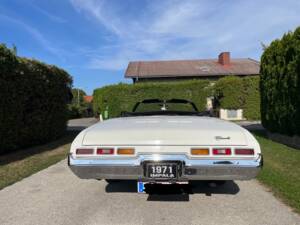 Bild 20/34 von Chevrolet Impala Convertible (1971)
