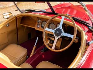 Image 9/12 of Jaguar XK 120 OTS (2003)