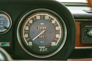 Bild 29/34 von Alfa Romeo Giulia Nuova Super 1600 (1979)