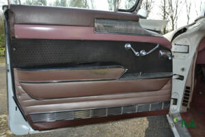 Image 16/50 of Cadillac de Ville Touring Sedan (1958)