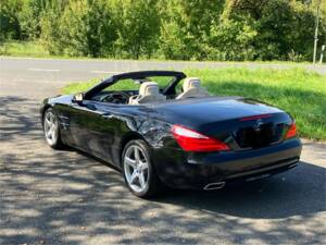 Bild 7/18 von Mercedes-Benz SL 500 (2012)