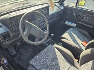Image 10/14 of Volkswagen Golf Mk I Convertible 1.8 (1992)