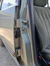Image 34/50 de BMW 745i (1982)