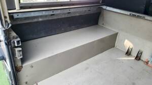 Bild 31/39 von Land Rover 88 (1981)