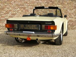 Image 47/50 of Triumph TR 6 (1971)