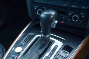 Bild 41/50 von Audi Q5 3.2 FSI (2013)