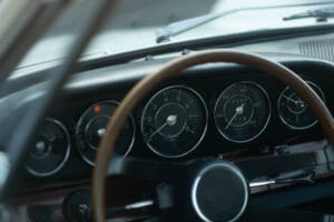 Image 33/97 de Porsche 911 2.0 (1964)