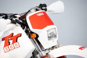 Image 36/50 de Yamaha DUMMY (1986)