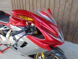 Bild 5/45 von MV Agusta F3 675 Serie Oro (2012)