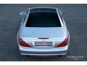 Imagen 13/36 de Mercedes-Benz SL 500 (2011)