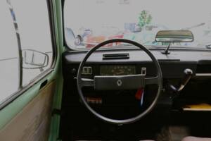 Image 19/33 de Renault R 4 TL (1981)